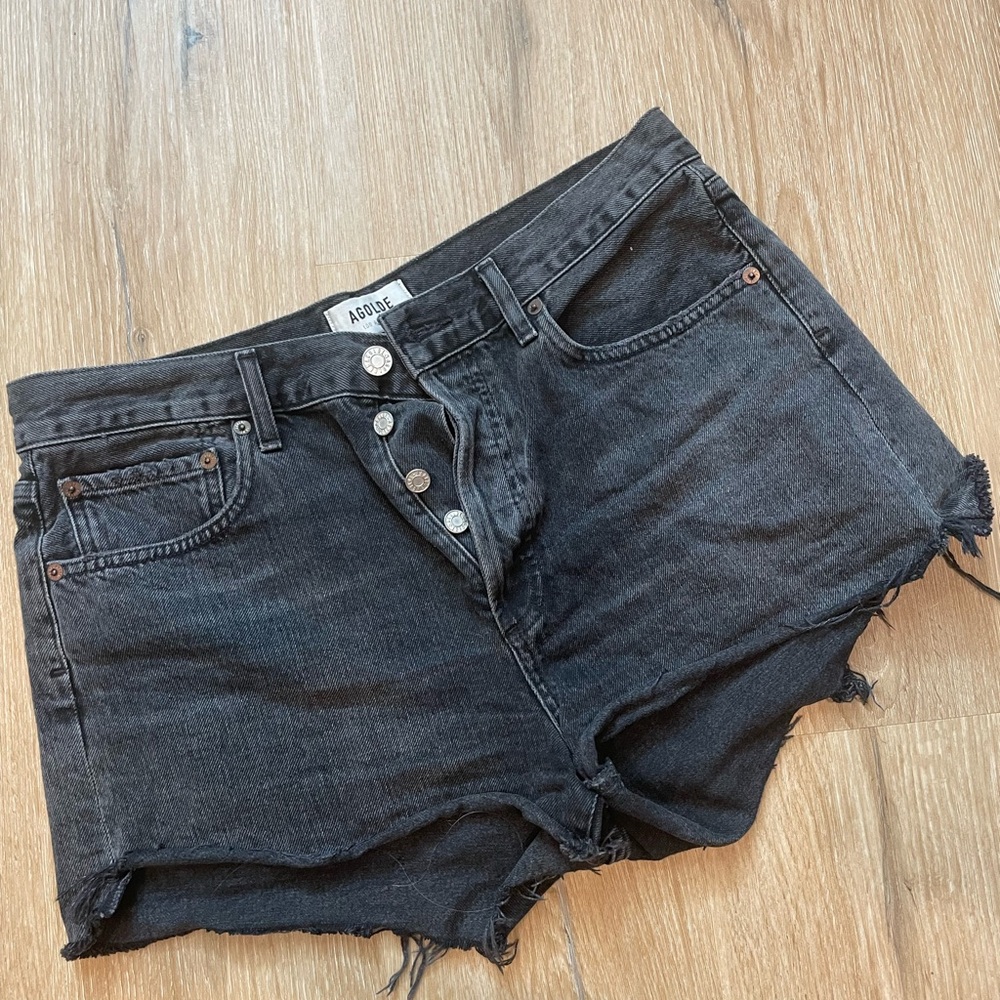 Agolde Parker Shorts
Size 28